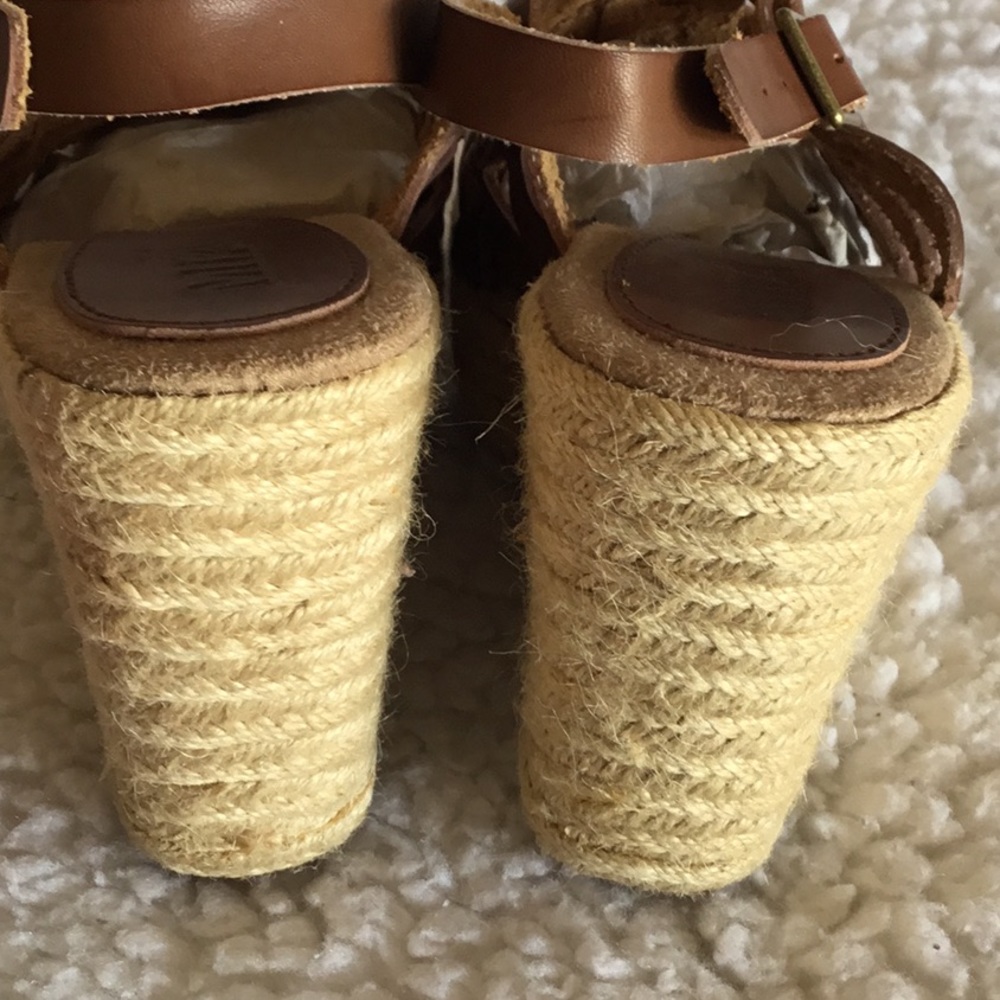 Sandals - Picture 6 of 8